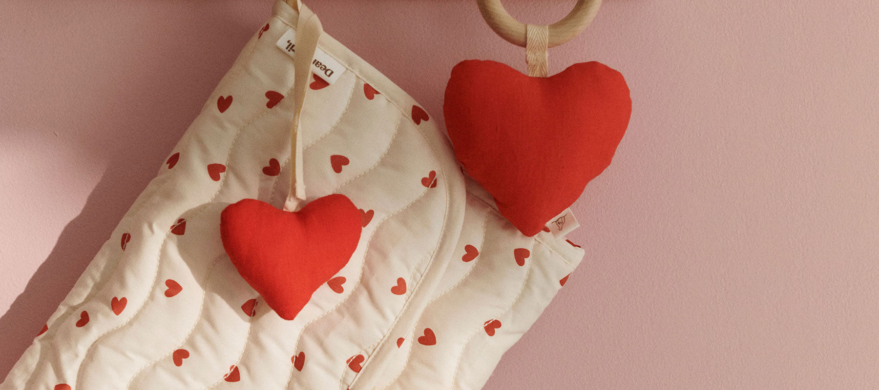 Geschenkideen zum Valentinstag für werdende Eltern, Baby & Kind