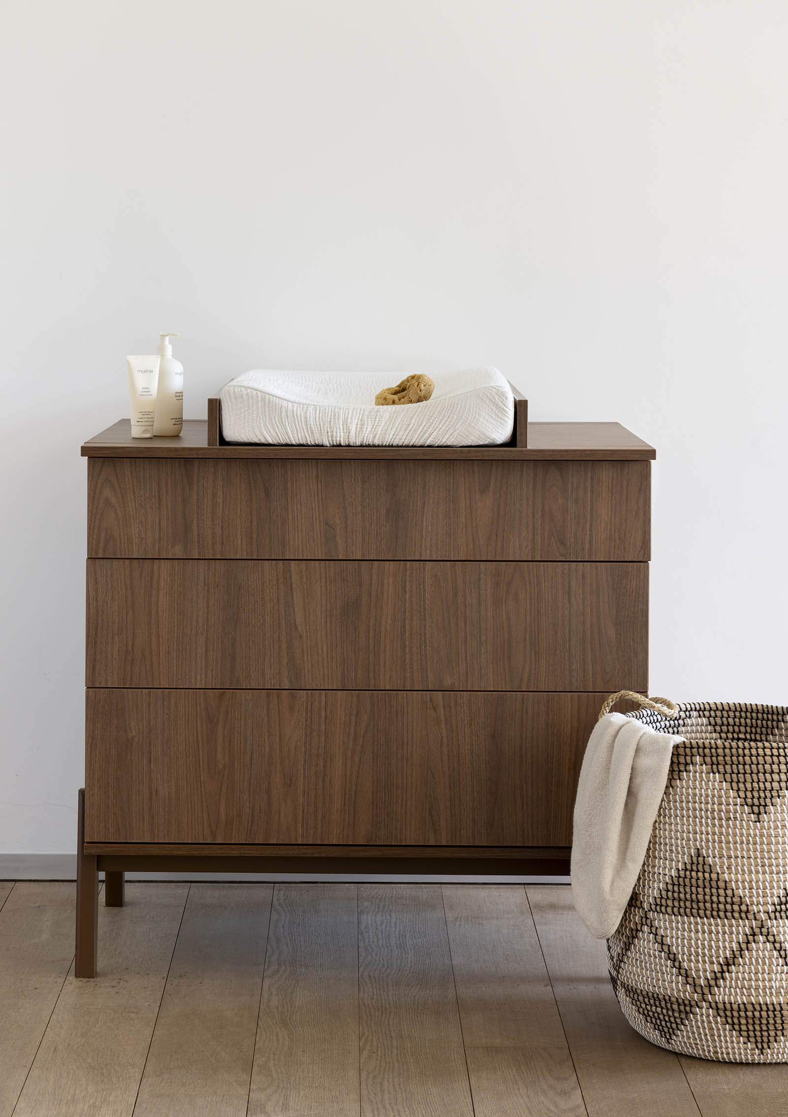 (Wickel-)Kommode 'Ashi' Chestnut