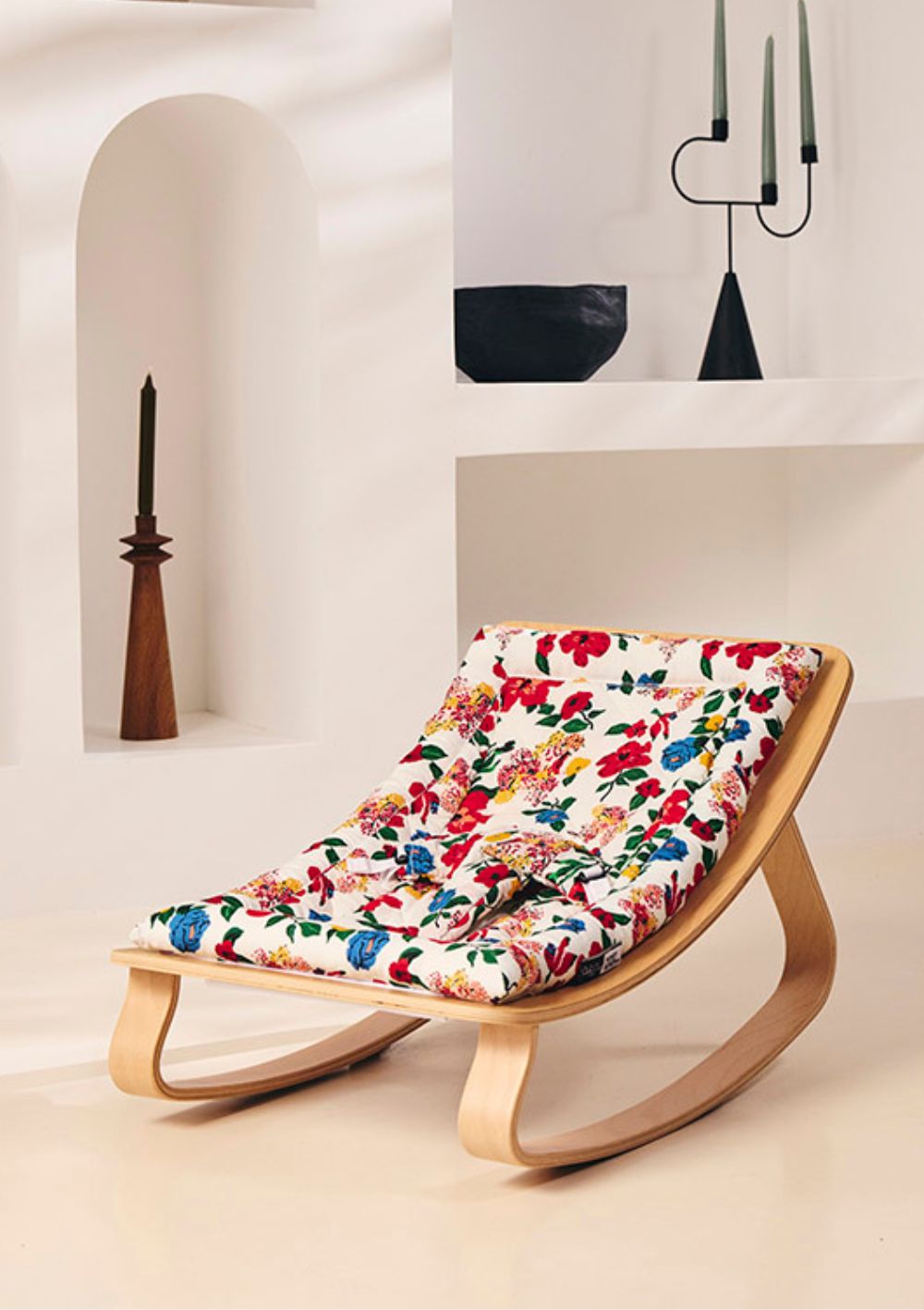 Charlie Crane Babywippe 'LEVO' Hibiscus