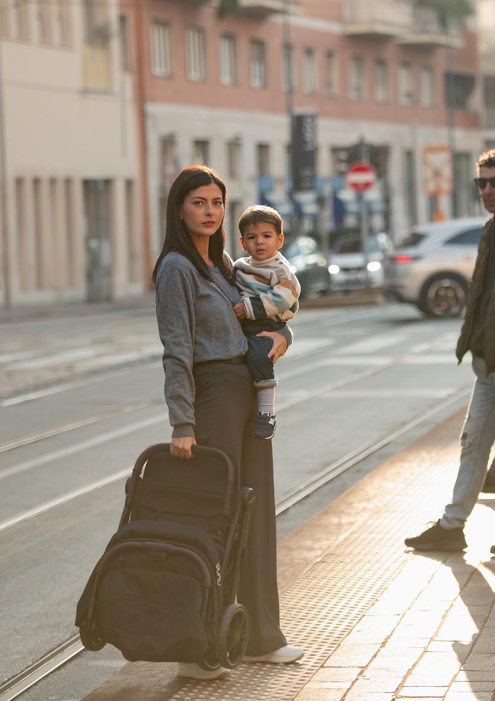 Nuna TRVL lx Buggy Caviar