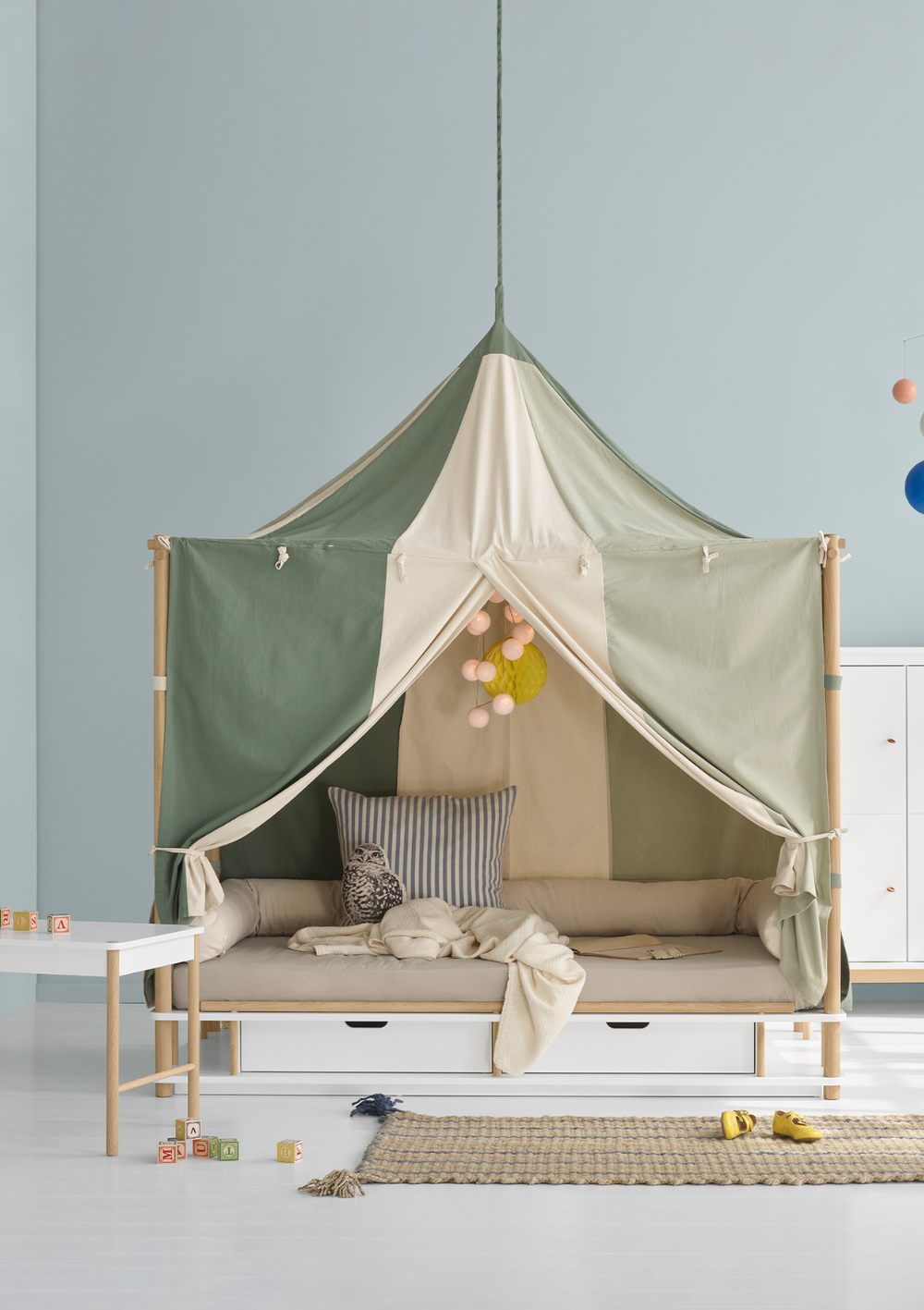 Oliver Furniture 'Camp' Himmelbett Weiß/Eiche