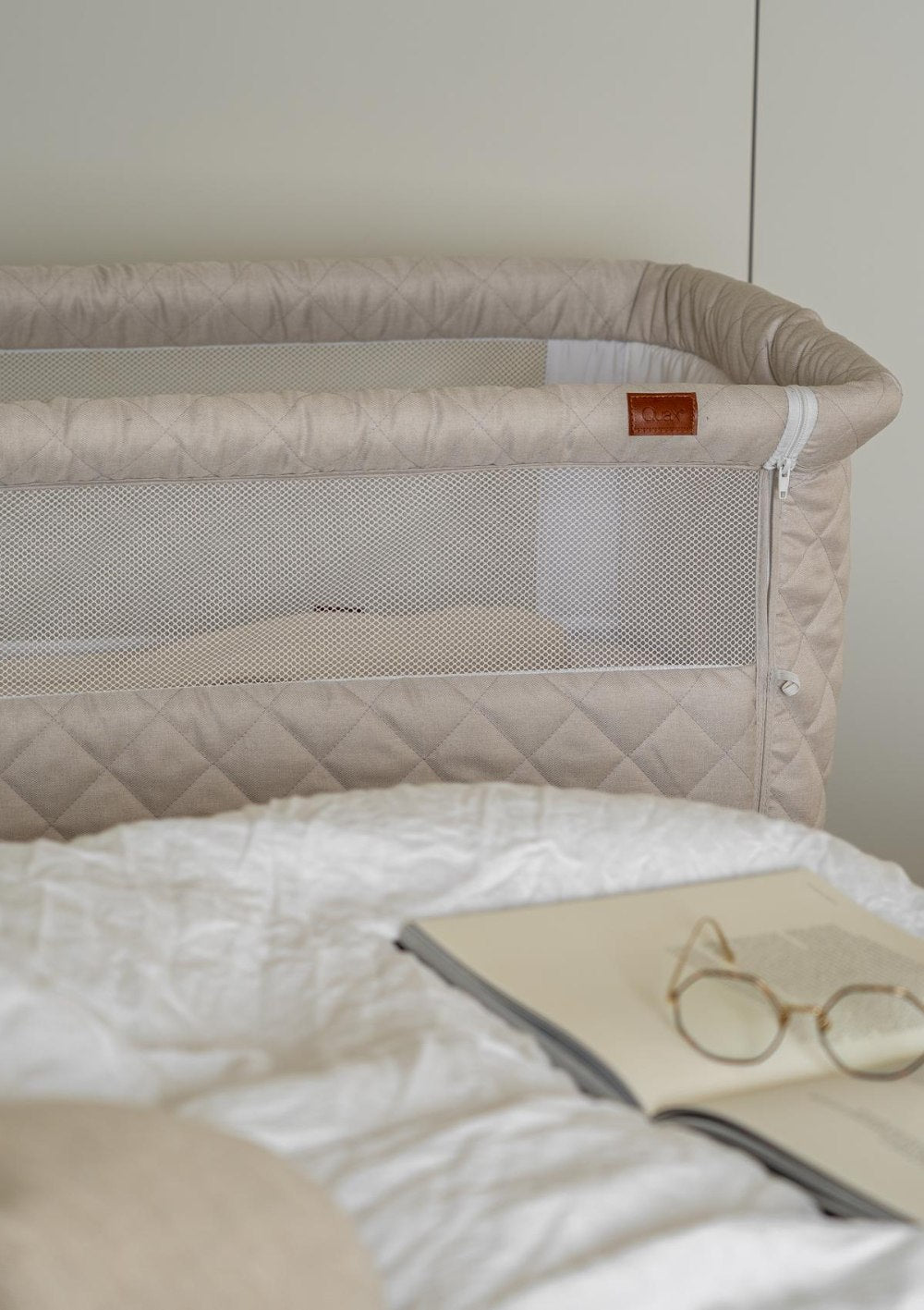 Quax Beistellbett 'Side by Side' Natural Quilted Clay