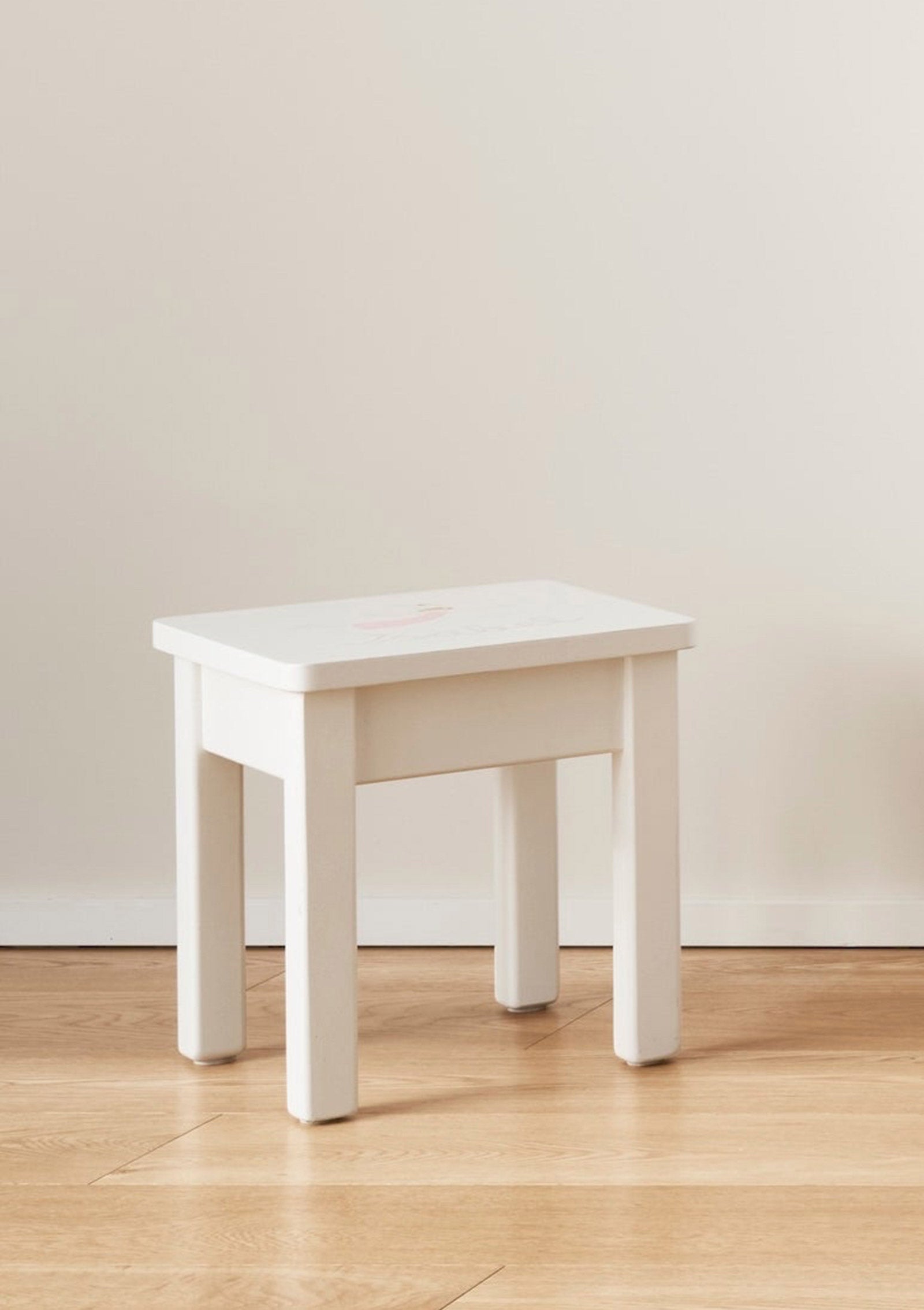 Isle of Dogs Kinderhocker weiß handbemalt