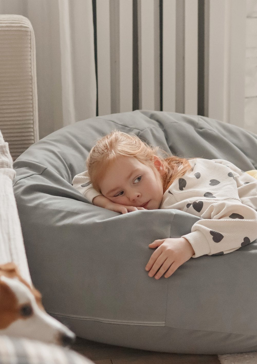 Funzy Sitzsack Velours Mond Grau