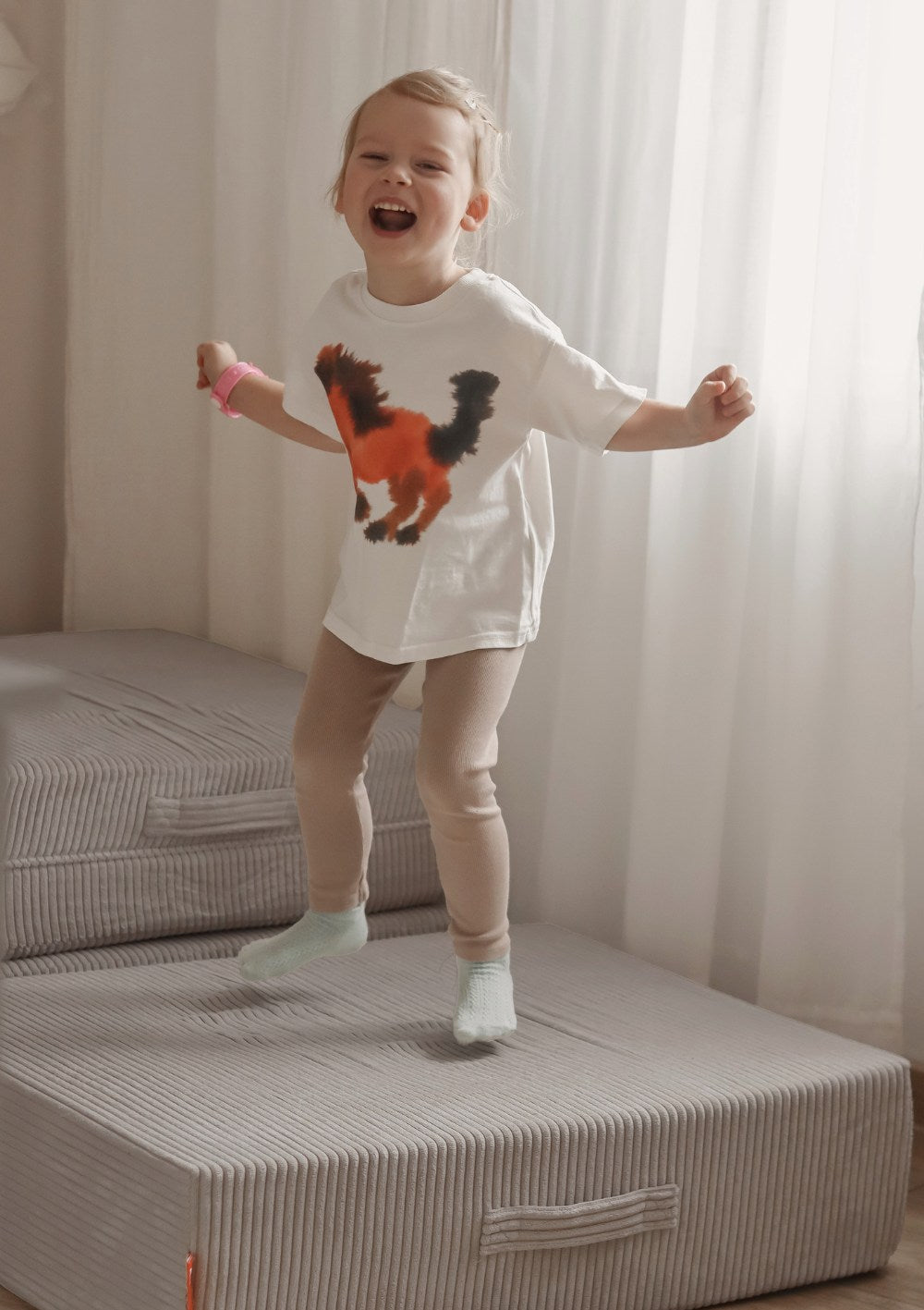 Funzy Hüpfpolster Cord Koala Grau