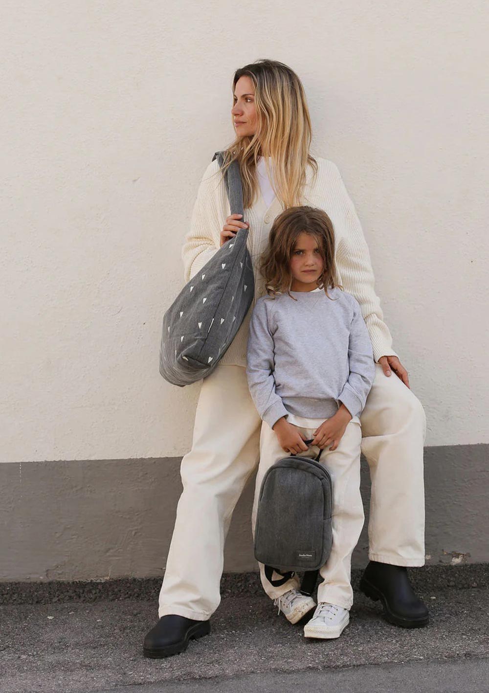Studio Noos Wickeltasche 'Denim Diaper Bag' Grey Hearts