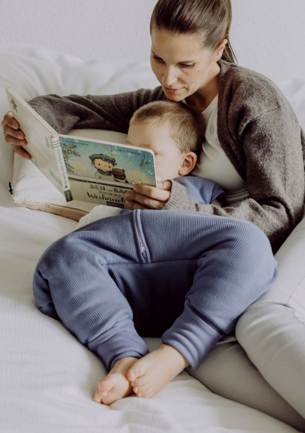 emma & noah Schlafsack mit Umschlag-Fuß 2,5 TOG Essential Blau