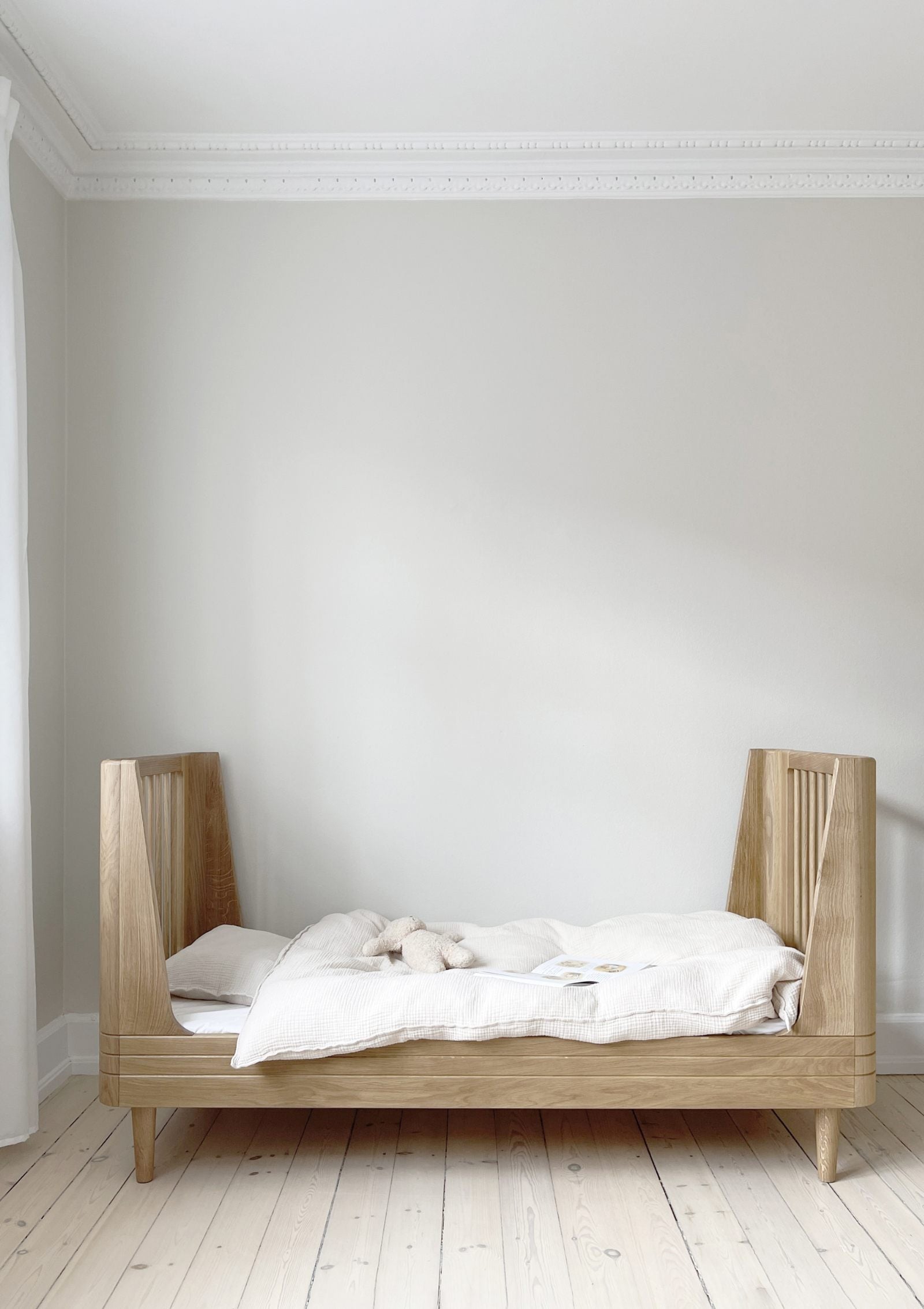 We Are Bitte 'Nature Junior Bed 2.0' Eiche