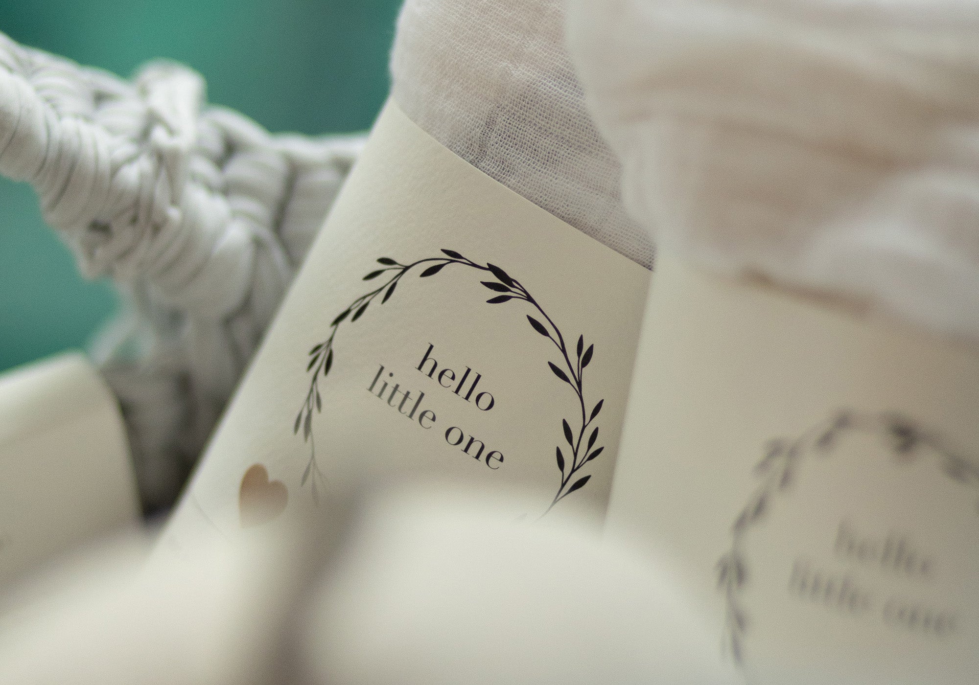 Image Teaser KIND DER STADT - im Bild: Musselintuch 'hello little one'