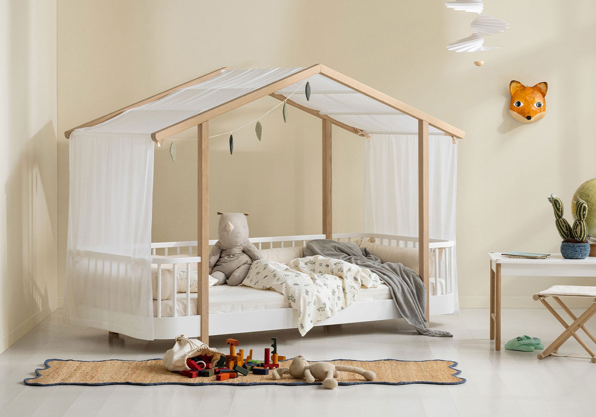 Oliver Furniture Hausbett