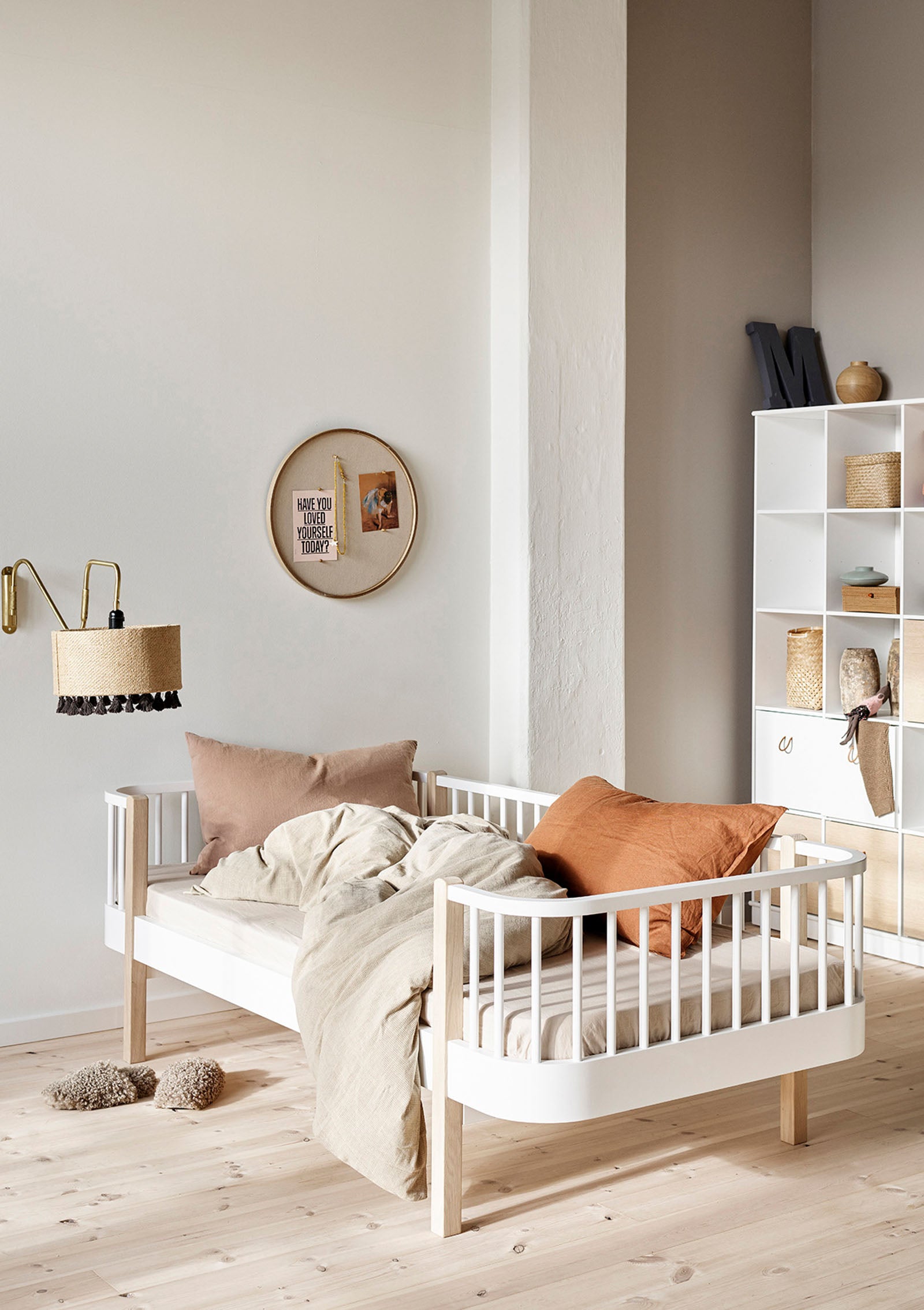 'Wood' Bettsofa weiß / Eiche