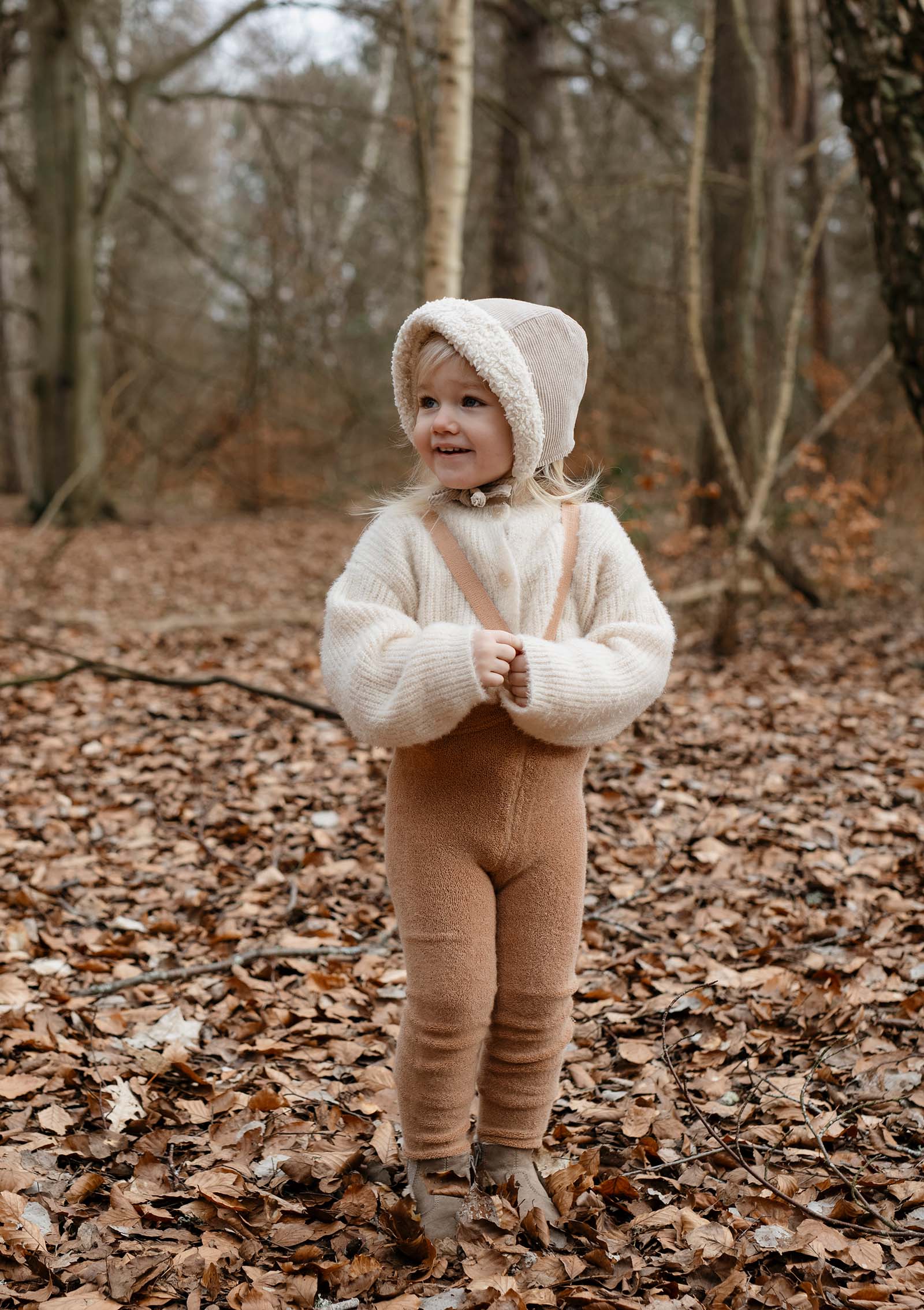 Teddy-Strumpfhose mit Trägern mit Fuß light brown rose