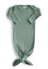 Geknotetes Babykleid roman green