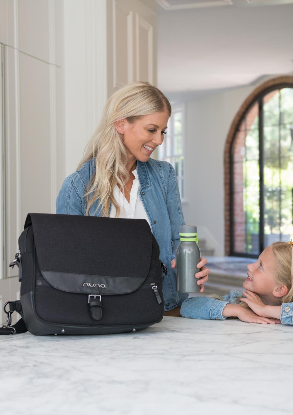 Nuna Wickeltasche Caviar