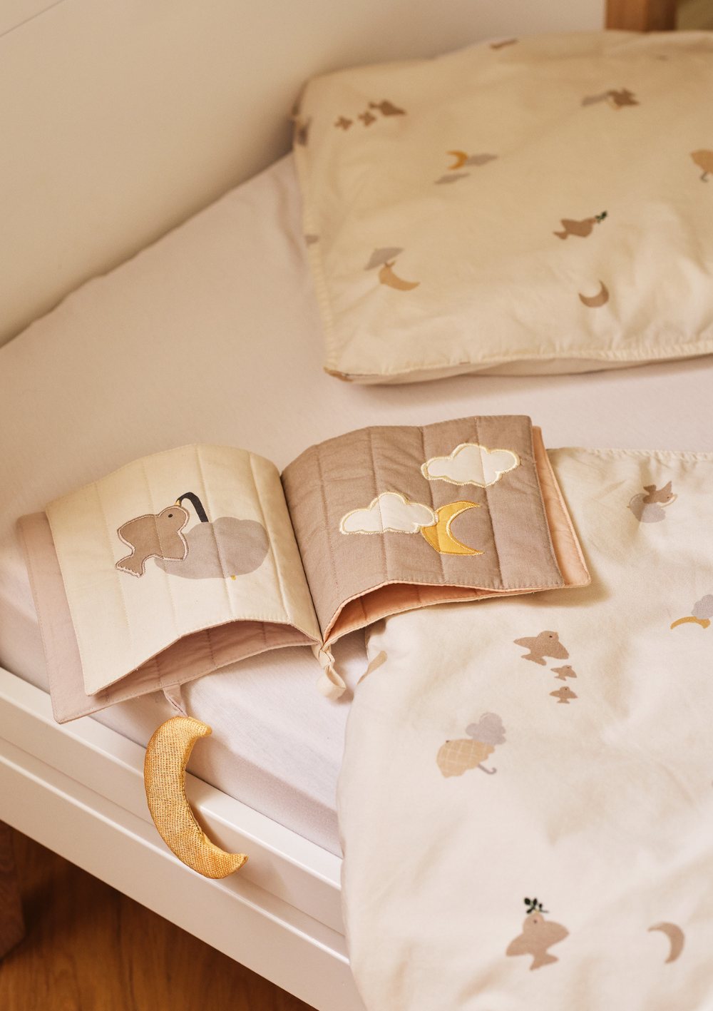 Moonboon Stoffbuch 'Over the Moon'