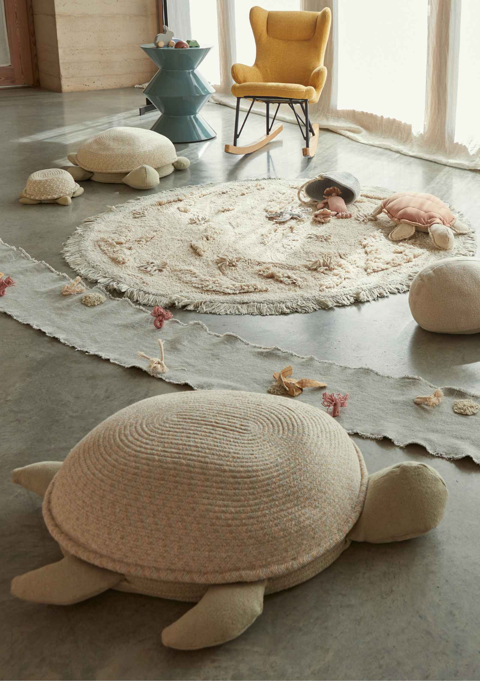 Lorena Canals Korb 'Mama Turtle'
