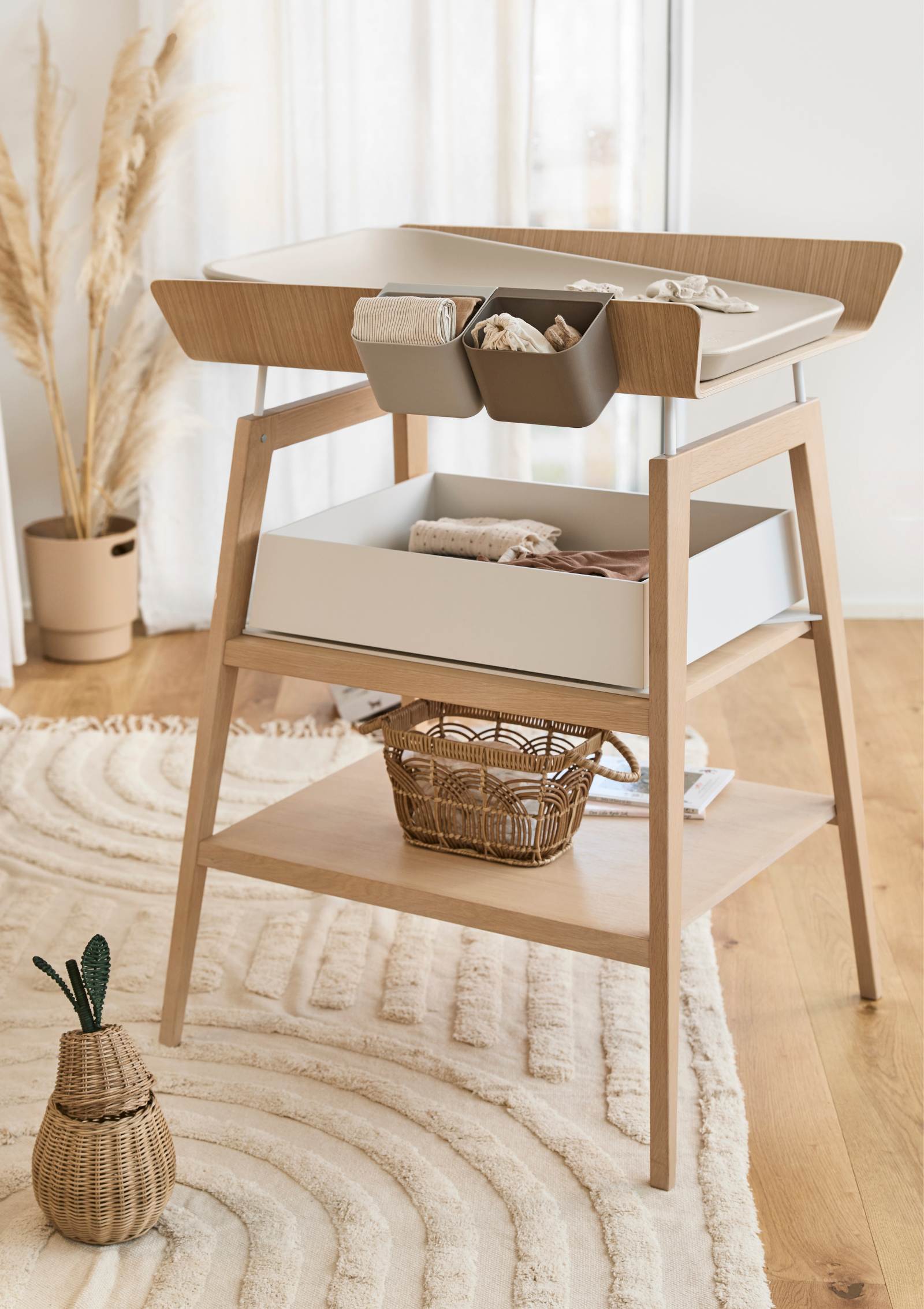 Leander Wickeltisch mit Schaumstoffpolster 'Linea' Eiche