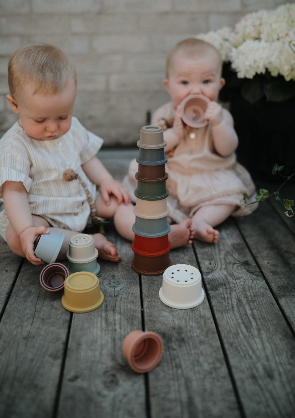 Mushie Stapelbecher 'Stacking Cups' Retro 