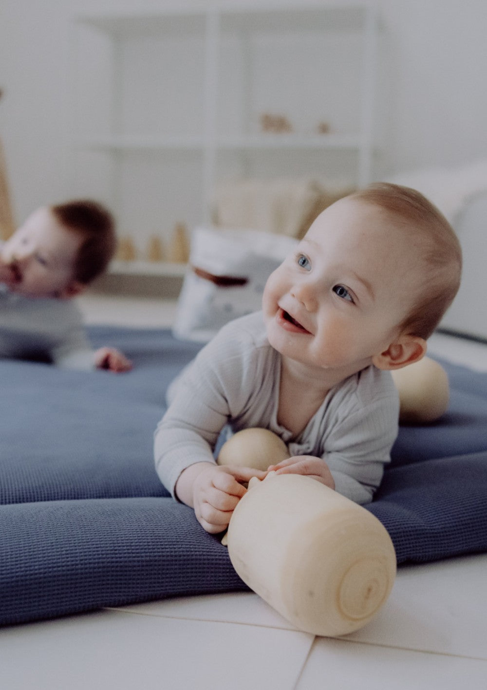 emma & noah Krabbeldecke Mini Piqué Essential Blau 120 x 120 cm