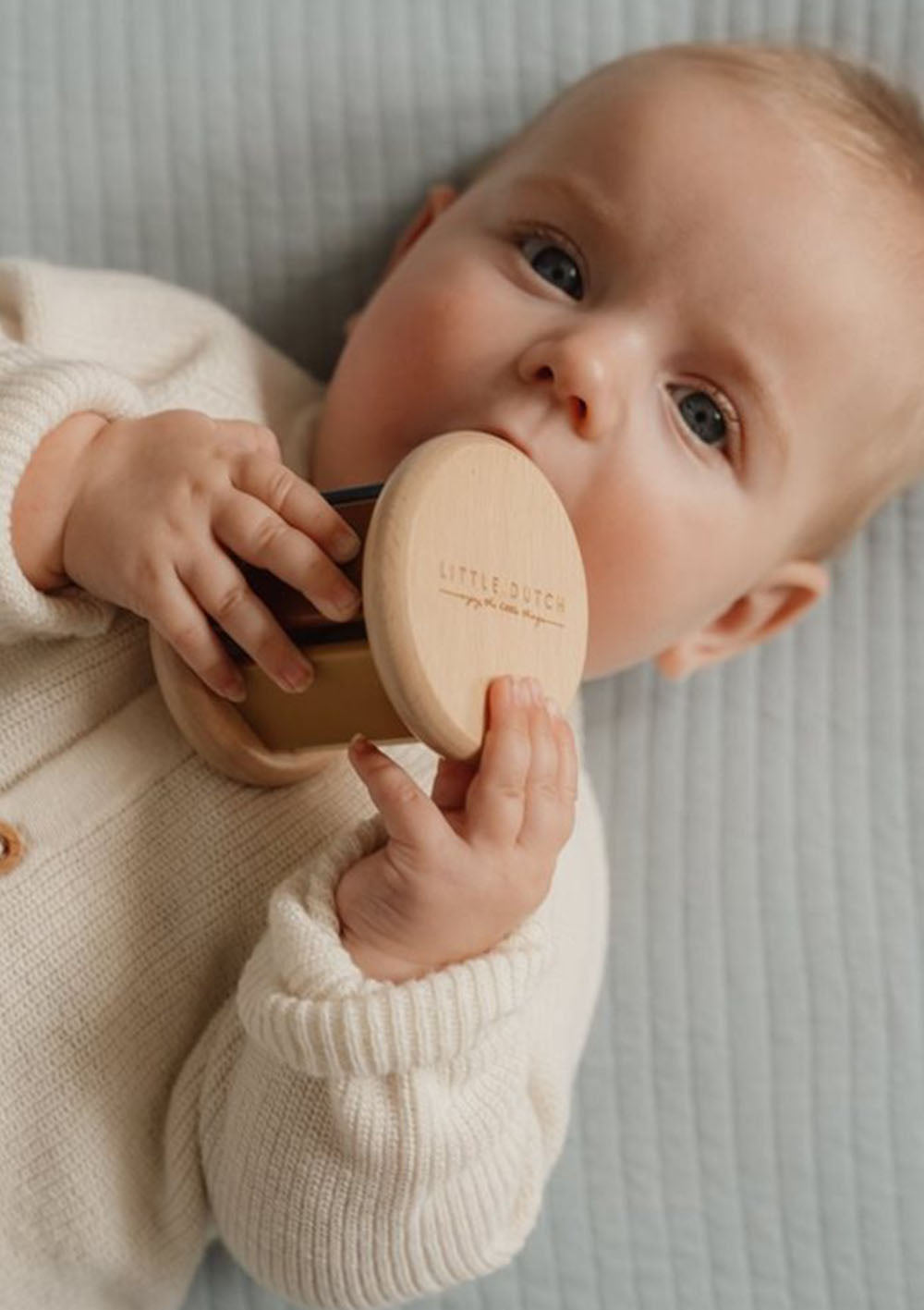 Little Dutch Holz-Rassel Vintage | KIND DER STADT